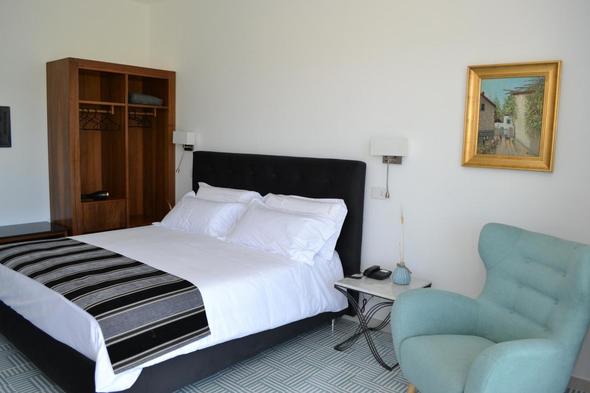 Myrtus Hotel 4*